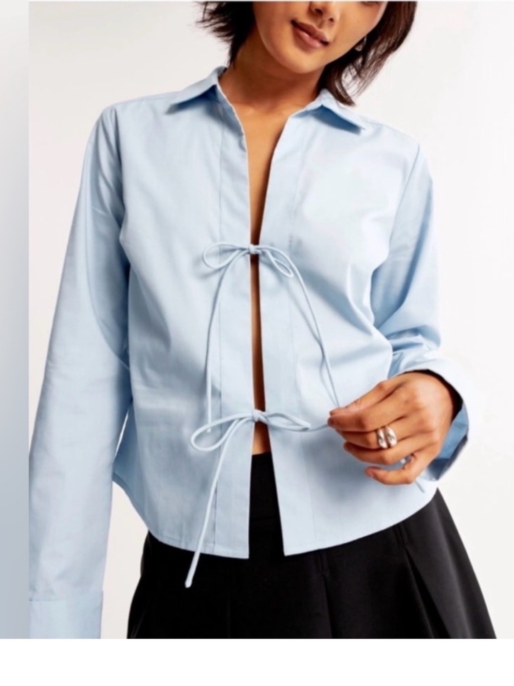 Abercrombie & Fitch Long-Sleeve Poplin Tie-Front Shirt Light Blue Size XS